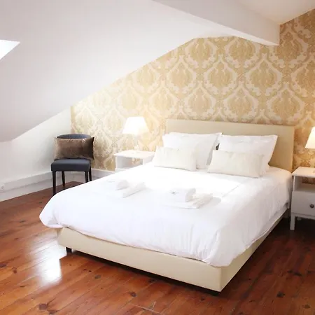 The Sky Lofts - בית הארחה