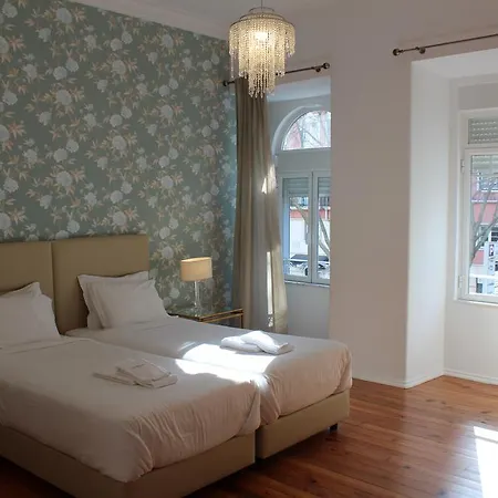 ザ スカイ ロフト ゲストハウス